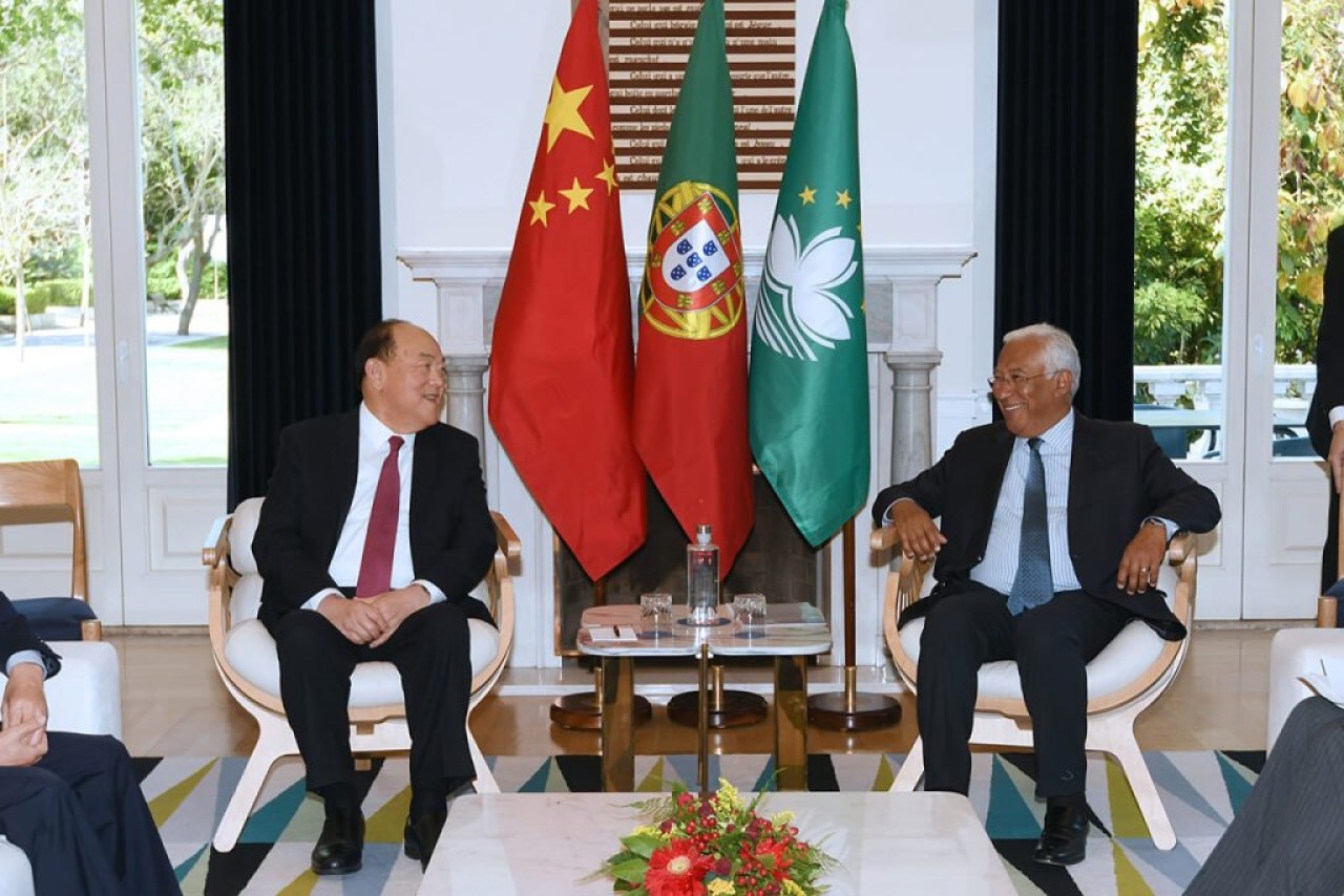 Encontro entre o Chefe do Executivo da RAEM, Ho Iat Seng, e o Primeiro-ministro português, António Costa