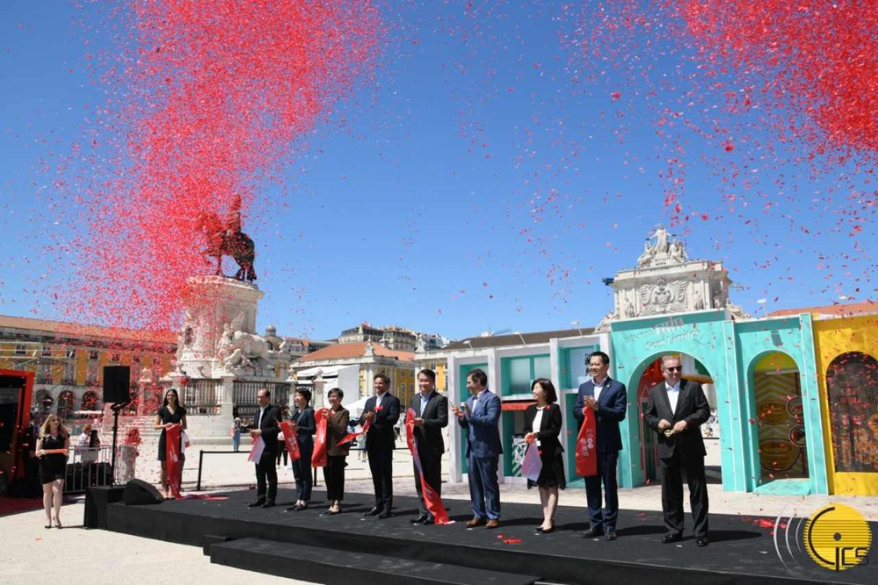 O Chefe do Executivo da RAEM, Ho Iat Seng, na inauguração da exposição “Sentir Macau Sem Limites – Promoção de Macau em Lisboa”, na Praça do Comércio